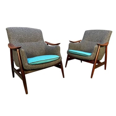 Pair of Vintage Scandinavian Mid Century Modern Lounge Chairs by Gerhard Berg for Vatne Mobeklfabrik 