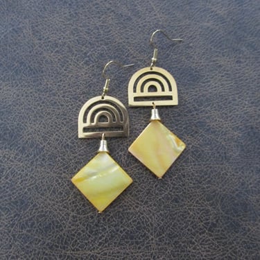 Mid century modern yellow mother of pearl and gold earrings 