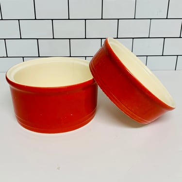Set of Two Vintage Universal Potteries Stacking Cambridge Orange Bowls, Made in the USA, Retro Pottery, Vintage Kitchen, 1970s 