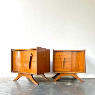 Mid Century Modern Vladimir Kagan Style sculptural Highboy Dresser 