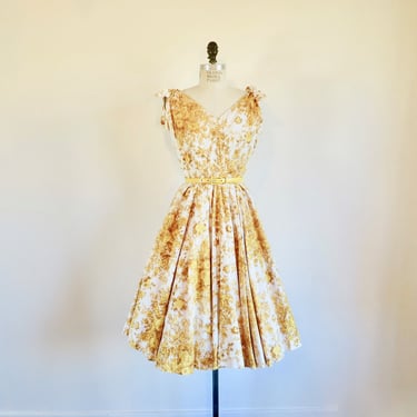 1950's Yellow and White Cotton Floral Fit and Flare Day Dress Rhinestone Trim Rockabilly Swing Spring Summer 30" Waist Size Medium 