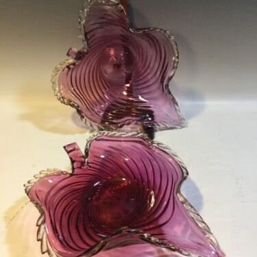 2 Vintage LG Murano Art Glass Ribbed Swirl Purple Leaf Dish/Bowl-Ruffle Edge 
