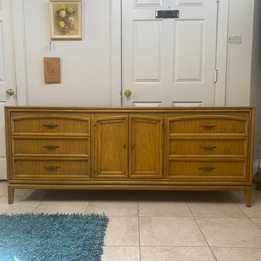 Vintage Nine Drawer Lowboy Dresser and Gentleman&#8217;s Chest/Highboy by Thomasville Furniture