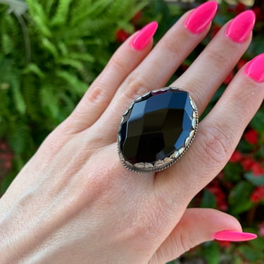 Oval Faceted Onyx Ring from Nepal