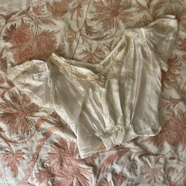 Vintage 1930s Pearly White Silk Camisole Lace Appliqués Bodice Dress Blouse