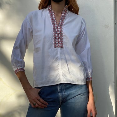 Vintage Penny Lane Blouse / Vintage  Embroidered Traditional Blouse / Tunic Embroidered Shirt 