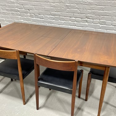 Perfect APARTMENT sized Mid Century Modern WALNUT Dining TABLE, c. 1960's 