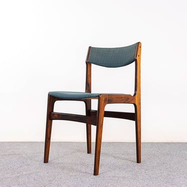 8 Rosewood Danish Dining Chairs - (322-129) 