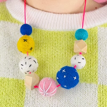 The Edinburgh Craft Club: Wet Felt Bead Necklace Kit