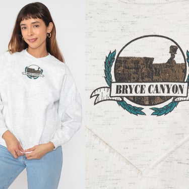 Bryce Canyon Sweatshirt 90s National Park Sweatshirt Utah Graphic Shirt Raglan Sweater Heather White V Neck Souvenir Vintage 1990s Medium M 