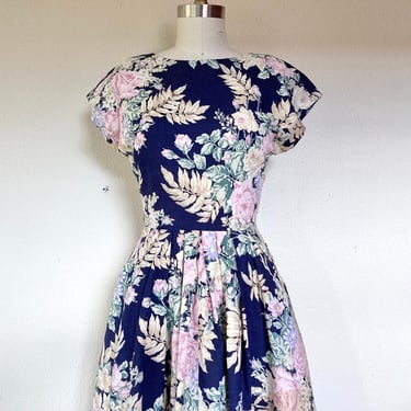 1980s Navy floral print cotton dress 