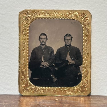 Antique Civil War Tintype of Two Union Soldiers - Rare 19th Century Collectible Photography - American Historical Photography 