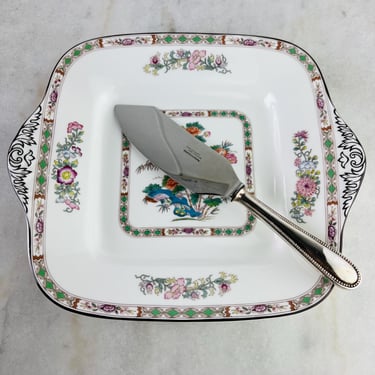 Vintage Frionnet Francois Serveware Cake Knife or Fish Serving Knife Silver plate with beaded rim on handle excellent quality great gift 