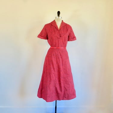 1940's 50's Red and Black Cotton Paisley Print Day Dress Collared Short Sleeves Fit and Flare Rockabilly Swing 32.5