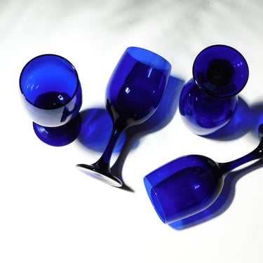 Vintage Cobalt Blue Wine Glasses (set of 4)