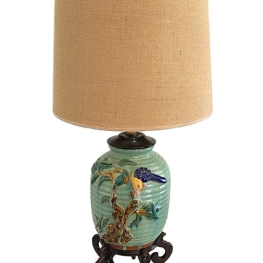 Chinoiserie lamp with bird