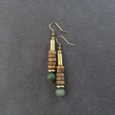 Green serpentine and wooden earrings 