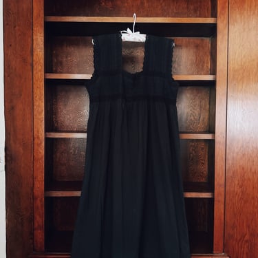 Pearl Nightgown in Black