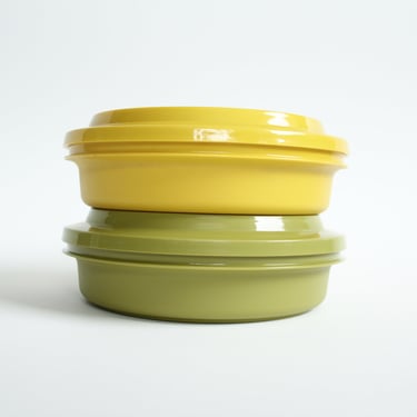 Vintage 70s Round Tupperware Containers - Yellow - Avocado - 7 inch - Set of 2 