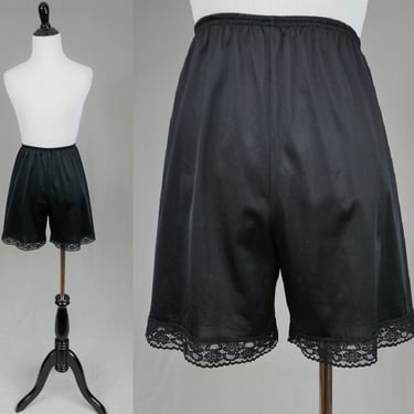 90s Black Pettipants - Nylon Shorts Slip - Lace Trim Hem - Vanity Fair - Vintage 1990s - S 