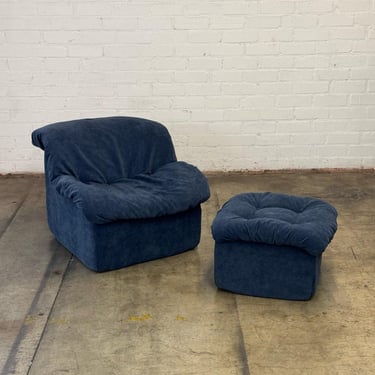 Scoop Lounge Chair and Ottoman 