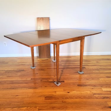 Mid Century Broyhill Forward Drop Leaf Dining Table 