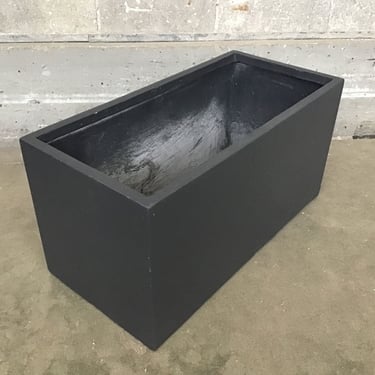 Modern Fiberstone Garden Planter (Seattle)