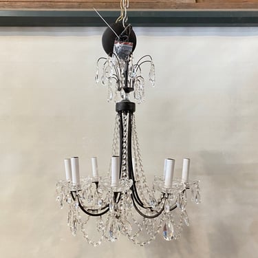 Classic Style Contemporary 8-Light Crystal Chandelier