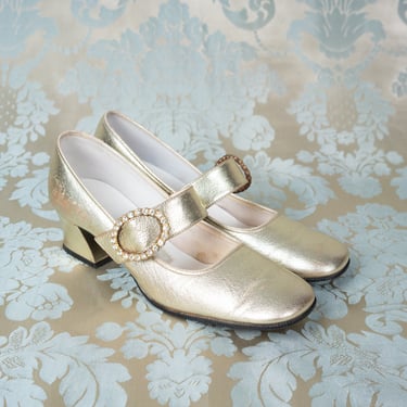 AMAZING Vintage 1960s Town & Country Shoes Gold Leather Square Toe Mary Janes with Rhinestone Buckles and Chunky Heels / 6 