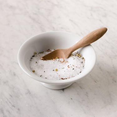 Vintage Cafe Bowl with Wood Scoop