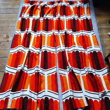 Vintage 1970s curtains with the groovy geometric print, set of 1970's curtains, authentic 70's curtains 