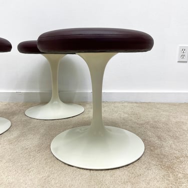 early Knoll vintage Eero Saarinen tulip seating stool swivel mid century 