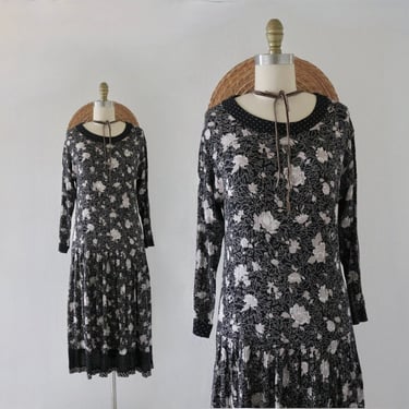 black floral rayon dress - m - vintage 90s y2k long sleeve drop waist cute cottage cottagecore size medium midi dress 