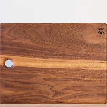 WALNUT cutting board 