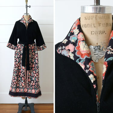 vintage 1970s loungewear • zipper front quilted floral belted housedress / robe 