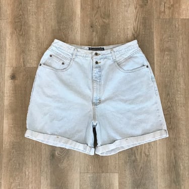 90's Vintage High Rise Cuffed Jean Shorts / Size 34 