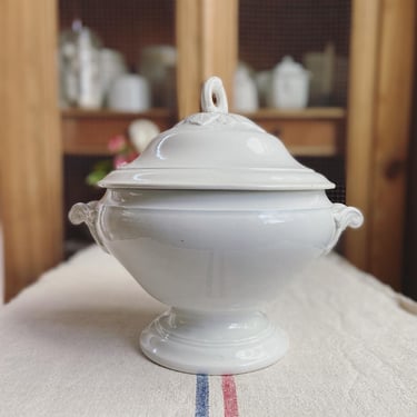 Beautiful vintage French ironstones soup tureen from a famous maker Luneville- STL1 