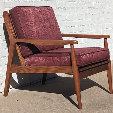 Mid Century Modern Walnut Side Chair 