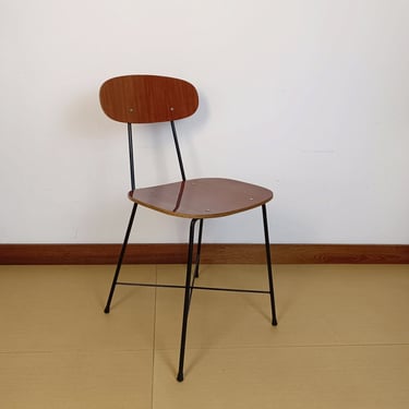 Vintage chair in plywood and iron / made in Italy / 50-60s / elegant light / desk chair / mid century / 