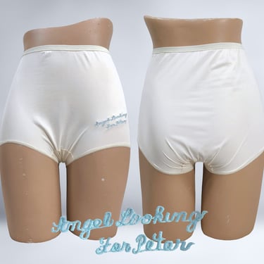 NOS Vintage White Flattering Fit Carole Nylon Gusset Mushroom Panties 10