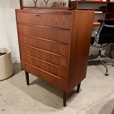 Danish 6 drawer dresser