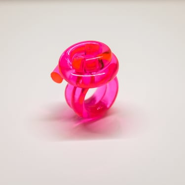 Nudo PINK KNOT RING, Acrylic Ring, Acrylic Knot Ring, Statement Ring, Wearable Art, Contemporary Ring, Lucite Ring, Birthday Gift 