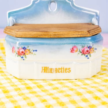 Vintage Allumetes Box