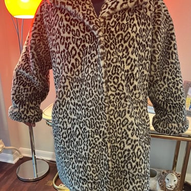 Vintage 80’s Faux cheetah leopard coat 