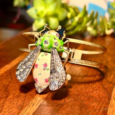 Betsey Johnson Bracelet Bee Honeybee Statement Jewelry Rhinestone Insect Signed Designer Retro Fashion 
