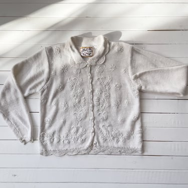 cute cottagecore cardigan 90s vintage Heirloom Collectibles white embroidered floral cardigan 