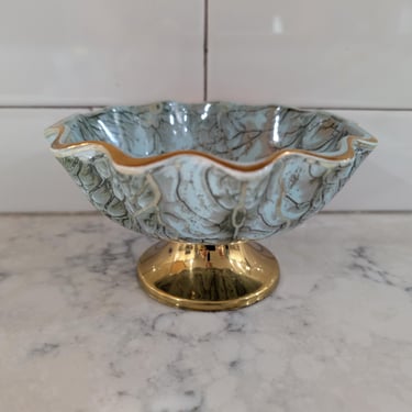 Vintage Mid-Century MCM Hand Painted Old Dutch Delft Porcelain Blue Pedestal Bowl with Brass Accents 