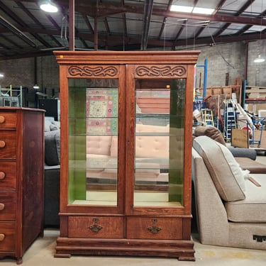 Tiger Oak China Cabinet with Wavy Glass Doors