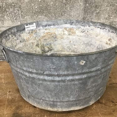 Galvanized Wash Tub Planter (Seattle)