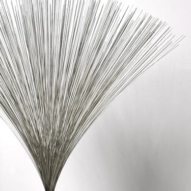 Vintage Kinetic Wire Spray Table Sculpture in the style of Harry Bertoia 1970s Mid Century Modern 